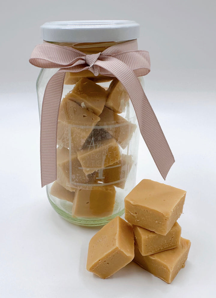 Creamy Caramel & Fleur de Sel Fudge Jar